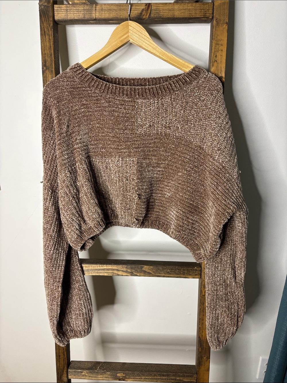 Altar'd State Cropped Chenille Sweater in Brown Size M